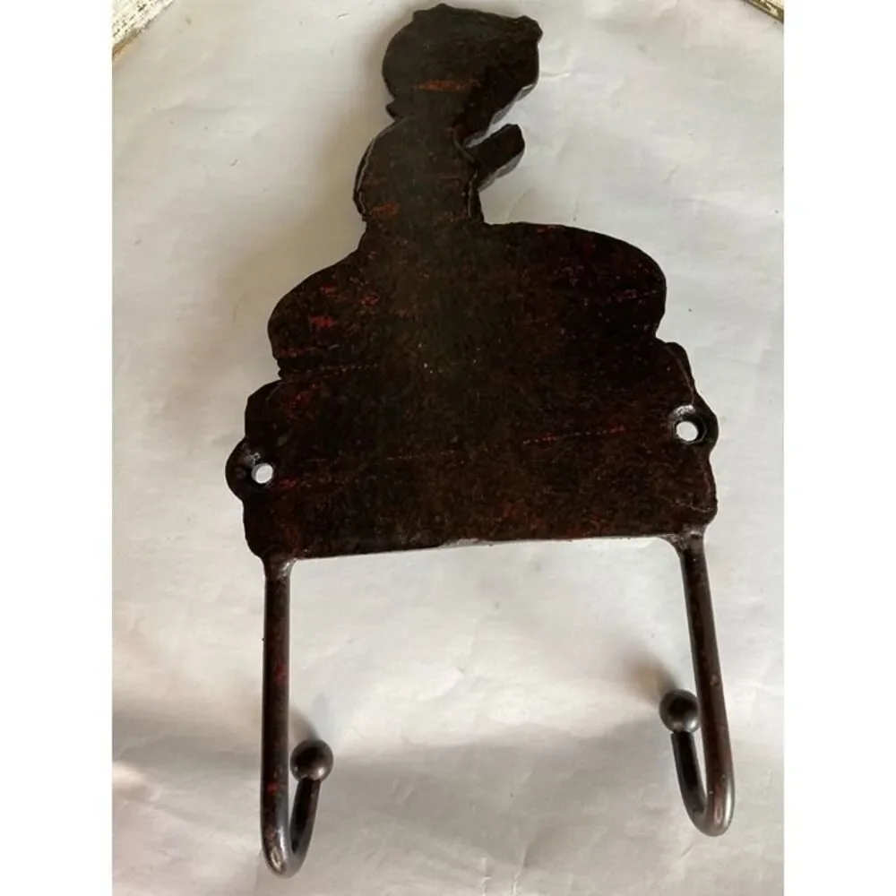 N/A rustic cast